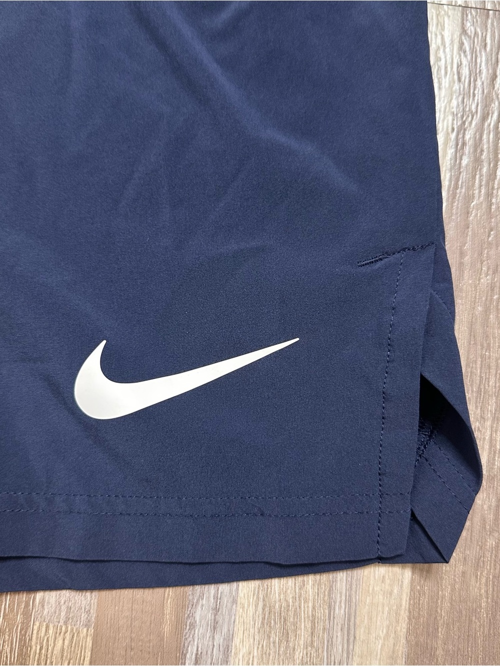 Nike Men’s Dark Navy Blue Athletic Shorts with White Swoosh Size Medium - Picture 2 of 14